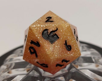 Golden sunset: 35mm chonky D20