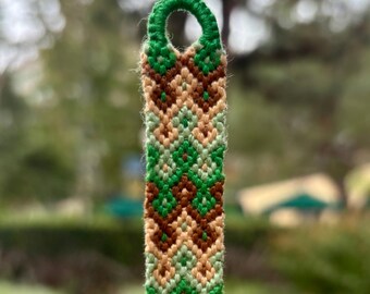 double arrowhead forest green/brown friendship bracelet