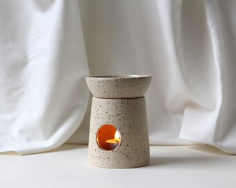 Ceramic Fragrance Oil Lamp For Essential Oils Tealight Candle Lamp Beige with Spots