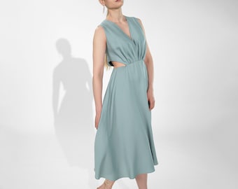 asos design maxi dress twist front bias satin with gold hardware in ol – VinNews Recommendations this dress is designed Color:BLUE PINK Tulle Short Sage Green Mermaid 44