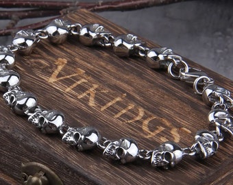 Skulls Bracelet, Unisex Stainless Steel Bracelet