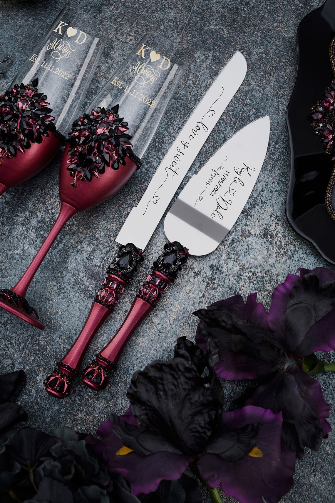 burgundy black wedding cake cutting set maroon black wedding image 1