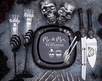 Skeleton wedding cake cutting set, skull wedding cake server set