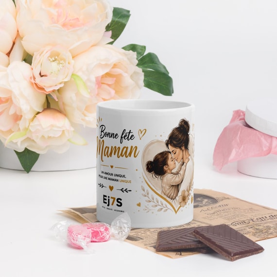 Tasse fête des mères beige | Mug maman élégant | Cadeau maman chic | Idée cadeau femme | Ej7S