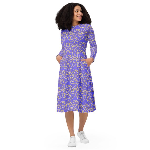 Long-sleeved dress with all-over print