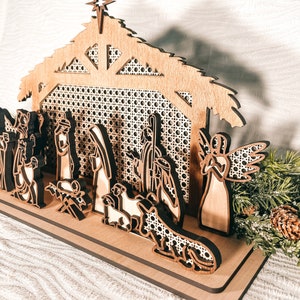Wood Rattan Nativity Set / Manger Scene / Christian Christmas Decoration / Handmade Nativity Scene image 7