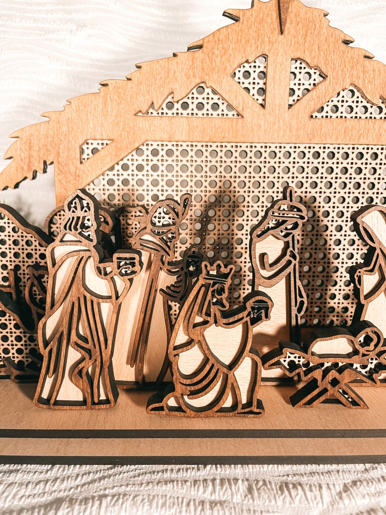 Wood Rattan Nativity Set / Manger Scene / Christian Christmas Decoration / Handmade Nativity Scene image 8