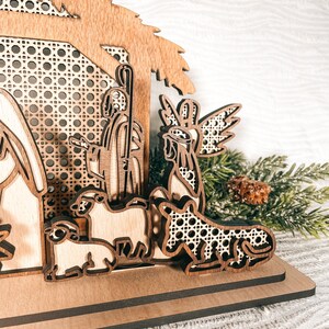 Wood Rattan Nativity Set / Manger Scene / Christian Christmas Decoration / Handmade Nativity Scene image 3