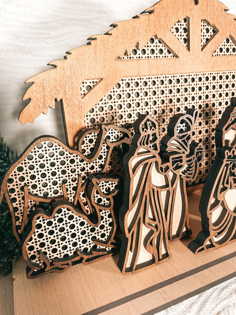 Wood Rattan Nativity Set / Manger Scene / Christian Christmas Decoration / Handmade Nativity Scene image 6