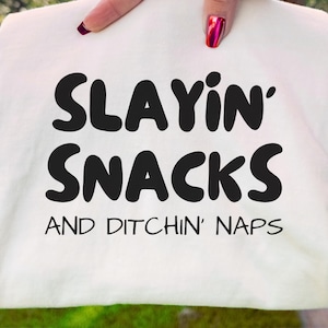 Grappige snacks SVG: peutershirt gesneden bestand, babycitaat, png