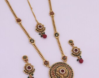 Ranihaar Necklace Earrings Tikka Set 