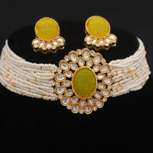 Yellow Bridal Choker Necklace Earring Set/ Christmas Gift Mehendi Choker Necklace Studs Set/ Indian Wedding Jewelry Set/ Sari Jewelry Set