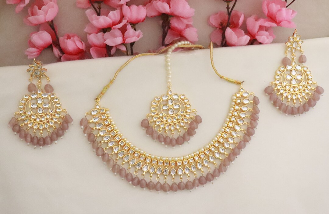 Kundan Necklace Set & Tikka main image 0