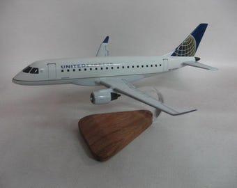 Embraer ERJ-175 EMB-175 United Express Airplane Desktop Model
