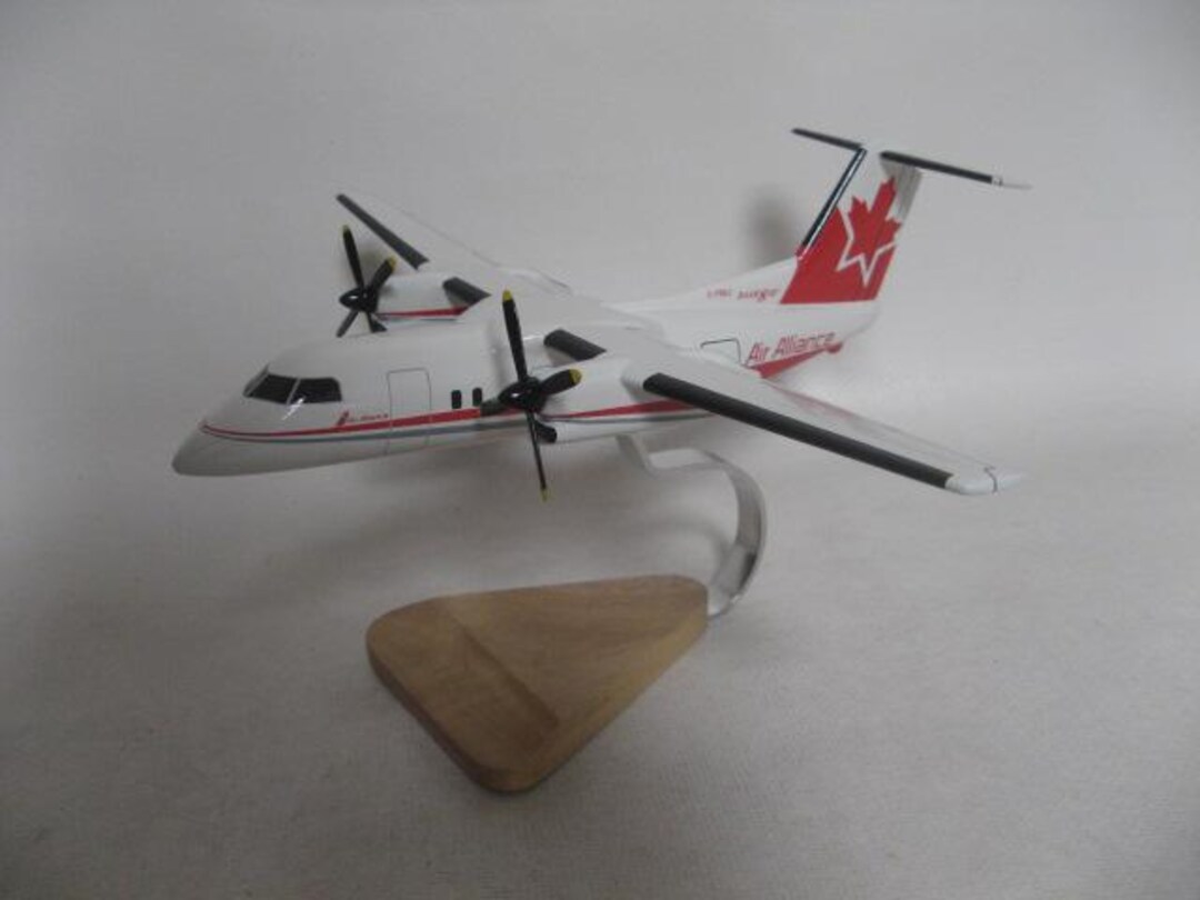 Dehavilland DHC-8 Dash-8 Air Alliance Airlines Airplane Aircraft ...
