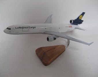 McDonnell Douglas MD-11 Lufthansa Airlines Airplane Desktop Model