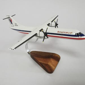 Aerospatiale ATR-72 American Eagle Airplane Desktop Model