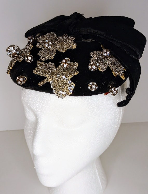 Vintage Chanda black velvet and beaded applique c… - image 1