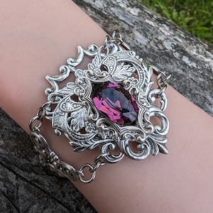 Vintage paars-gotische sterlingzilveren amethist fantasiearmband gemaakt met Swarovski-kristallen