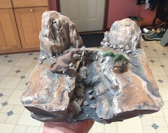 Crevasse model with Dinos 1974 Land of the Lost