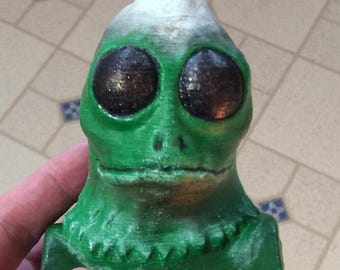 Hand Painted Sleestak Bust - 4 Inch Tall Figure  -  1974 Land of the Lost