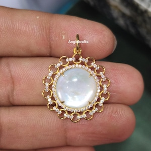 925 Silver Disc Diamond Mother Of Pearl Charm Necklace, Gold Disc Diamond Charm Pendant, Beautiful Round Mother of Pearl Disc Diamond Charm