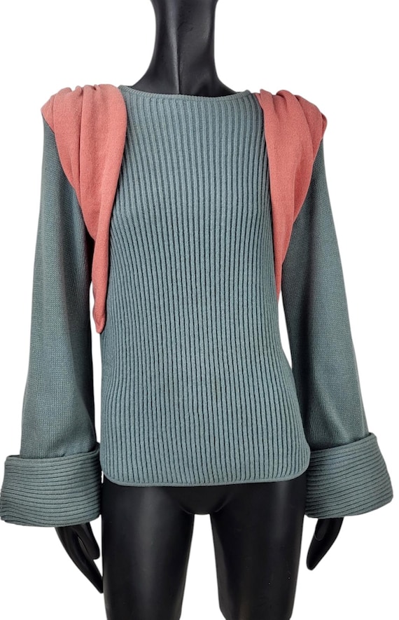 Giorgio Armani, 1980s Giorgio Armani Ribbed Wool Jumper – Blue Gray & Pink – Bell Sleeves – IT 38