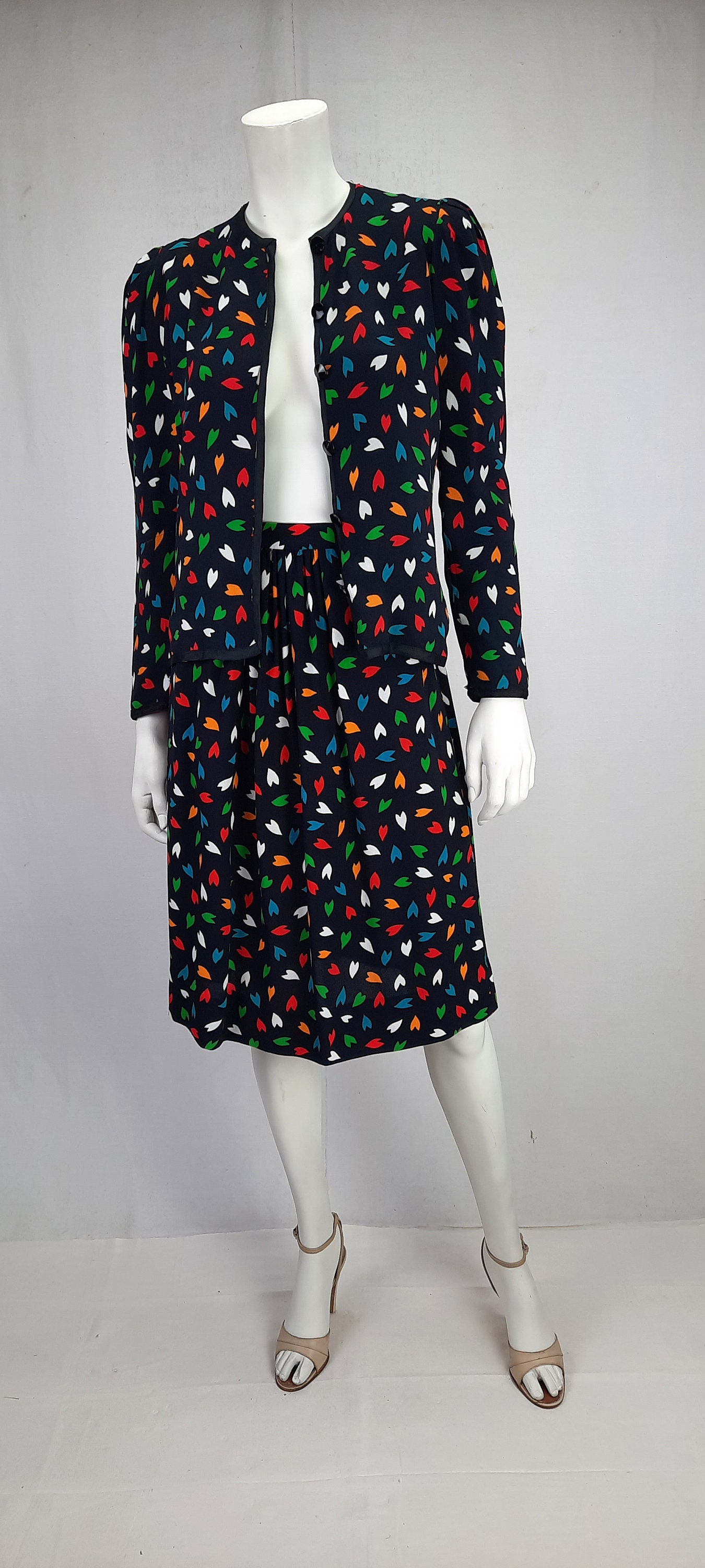 Yves saint laurent rive gauche ロングマント RARE 1970s Yves Saint Laurent Rive Gauche Black Velvet Gold