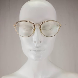 ★HENRY JULLIEN 高級 眼鏡 フレーム フランス製 アンリジュリアン NEW ARRIVALS VINTAGE EYEWEAR フランス東部で創業した100年の歴史ある