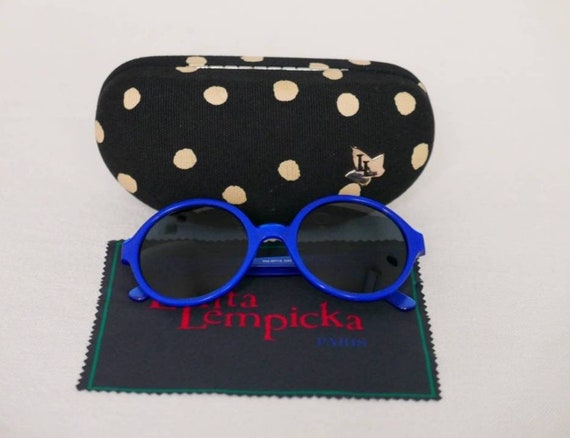 Black Round Sunglasses with Polka Dot Case Amazon.com: SA106 Polka Dot Print Plastic Heart Shape Cute  main image 3