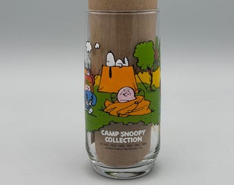 Camp Snoopy McDonalds Collectible Glass 1980s Peanuts Not Being Properly Prepared