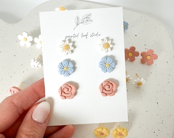 Flower Stud Earrings, Spring Stud Earrings, Pack of Stud Earrings, Floral Stud Earrings, White Flower Earrings, Pink Flower Earrings