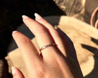 Heilige stapelbare koperen tensorringen - met de hand gehamerd - genezende sieraden - vitaliteit en energiestroom verbeteren - ontstekingsremmend - pijnverlichting