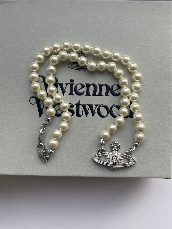 Vivienne Westwood Bas Pearl Necklace 