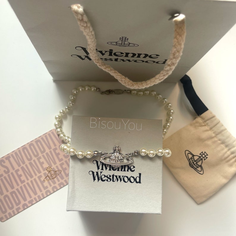 Vivienne Westwood Necklace - silver Pearl  Bas with box and Vivienne Westwood dustbag 