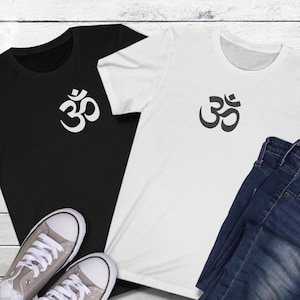 Om Shirt, Yoga Shirt, Meditation Shirt, Namaste Shirt, Spiritual Shirt, Yoga Shirt, Gift for Yogi, Zen Shirt, Om Symbol Tee, Aum Hindu Shirt