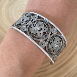 Hmong Silver Bracelet,Vintage,  Floral Design,Miao Silver ,Tribal Jewelry ,Boho Style.