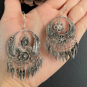 One Pair Hmong Silver Earrings,Vintage Earrings,Miao birds floral Design,Miao Silver ,Tribal Jewelry ,Boho Style.