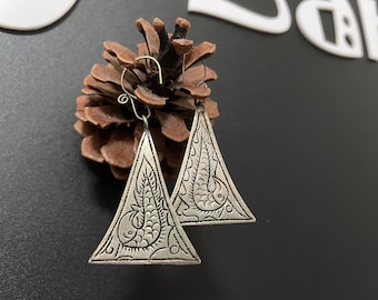 One Pair Hmong Silver,Vintage Earrings,Triangle design,Sweater detective,Miao Silver ,Tribal Jewelry ,Boho Style.