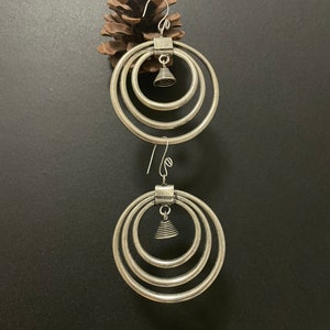 One Pair Hmong Silver Earrings,Vintage Earrings,circle bell Design,Miao Silver ,Tribal Jewelry ,Boho Style.