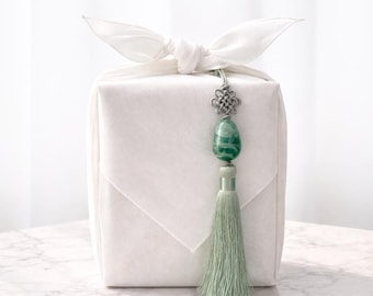 Korean Traditional Gemstone Norigae Tassel, Bojagi Gift Accessory, Modern Norigae Charm, Wedding Favor Wrap, Norigae charm, Jade tassel, 첫돌