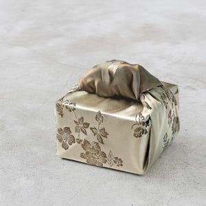 Luxury Reversible Satin Korean Bojagi -Beige&khaki, Korean Gift Wrap, Bojagi, Wedding Gift Wrap, Fabric Gift Wrapper, Party Favors, 답례품