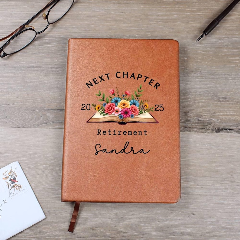 employee farewell name leather journal retired 2025 2024 mom retirement book boss grandma retire going away gift for her engraved graphic journal personalized retirement gift ideas