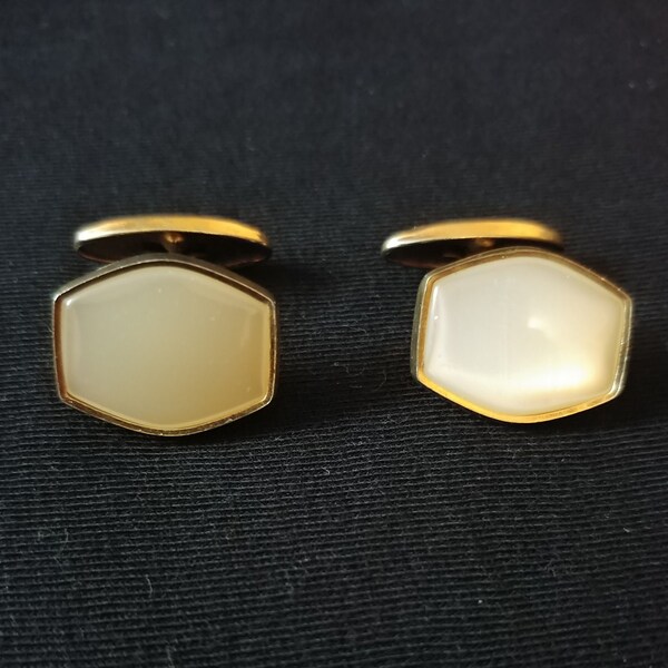 vintage gold tone and faux mother of pearl cufflinks