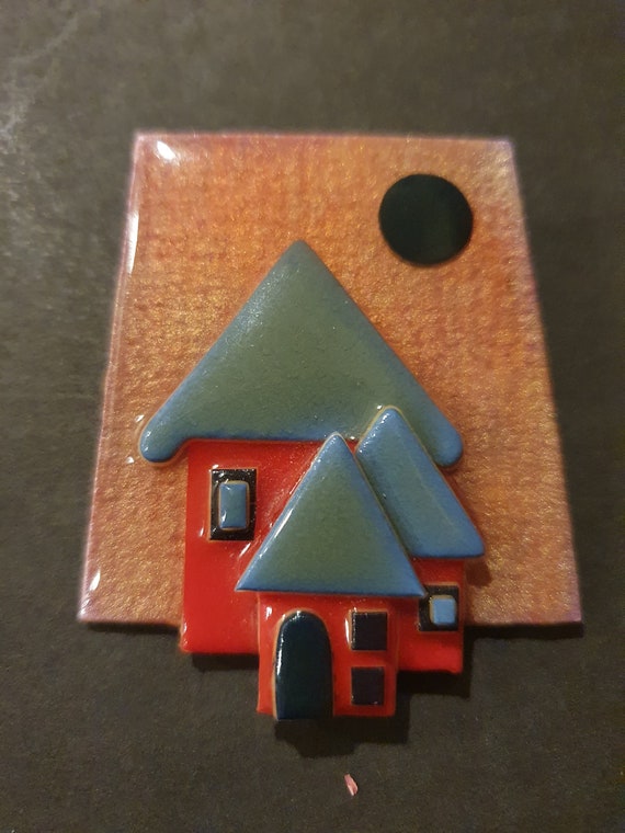 House pin by Lucinda