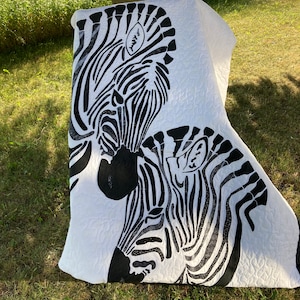 African Savannah Zebra WJ2104001CL Quilt