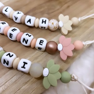 Personalized pacifier clip image 1