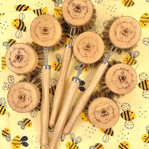 Bamboo-Bee Kitchen Pot Scrub Brush || Sisal & Coconut Shell || Biodegradable || Eco-Friendly Kitchen Gift