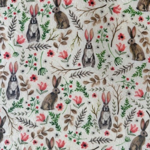 Beeswax CASSEROLE Wrap 13x20 Plastic-free BAKINGDISH Wrap Zero-waste Food Wrap Bunnies & Greens