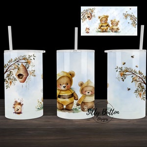 Orsetti in costume da ape che ottengono miele Simpatico bicchiere con tazza sippy dritta a sublimazione, design 12 once. Download digitale del modello PNG Full Wrap per bambini